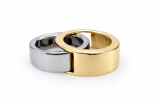 Load image into Gallery viewer, Chic and Shiny Initial Oura Ring Jacket 14kt