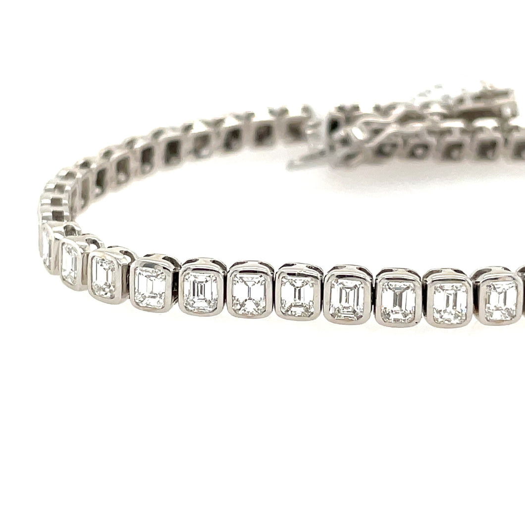 Emerald Diamond Wrist Tennis