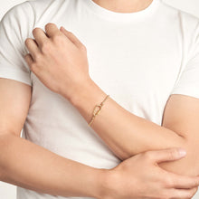 Load image into Gallery viewer, Men&#39;s Oval Twist Barrel Lock Bead Bracelet