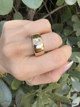 Load image into Gallery viewer, Chic and Shiny Initial Oura Ring Jacket