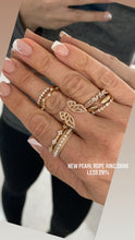 Load image into Gallery viewer, Pearl &amp; Rope Ring