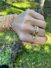 Load image into Gallery viewer, Skinny Claw ring